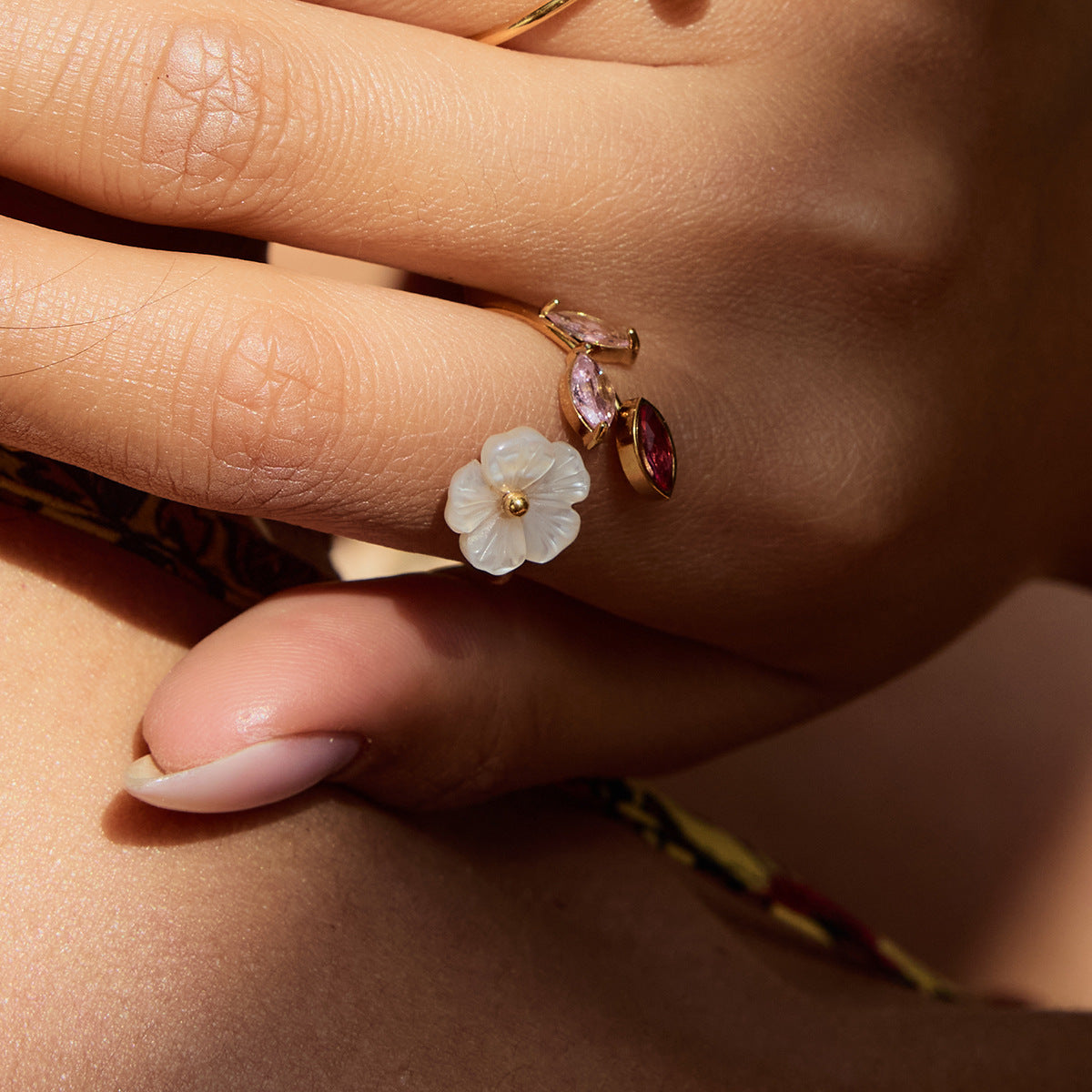 Light Luxury INS Style Pearl Adjustable Ring Simple Floral Non-Fading [206-209]