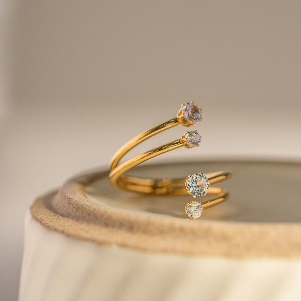 North American INS Style Parallel Open Adjustable Non-Fading Versatile Ring [220]