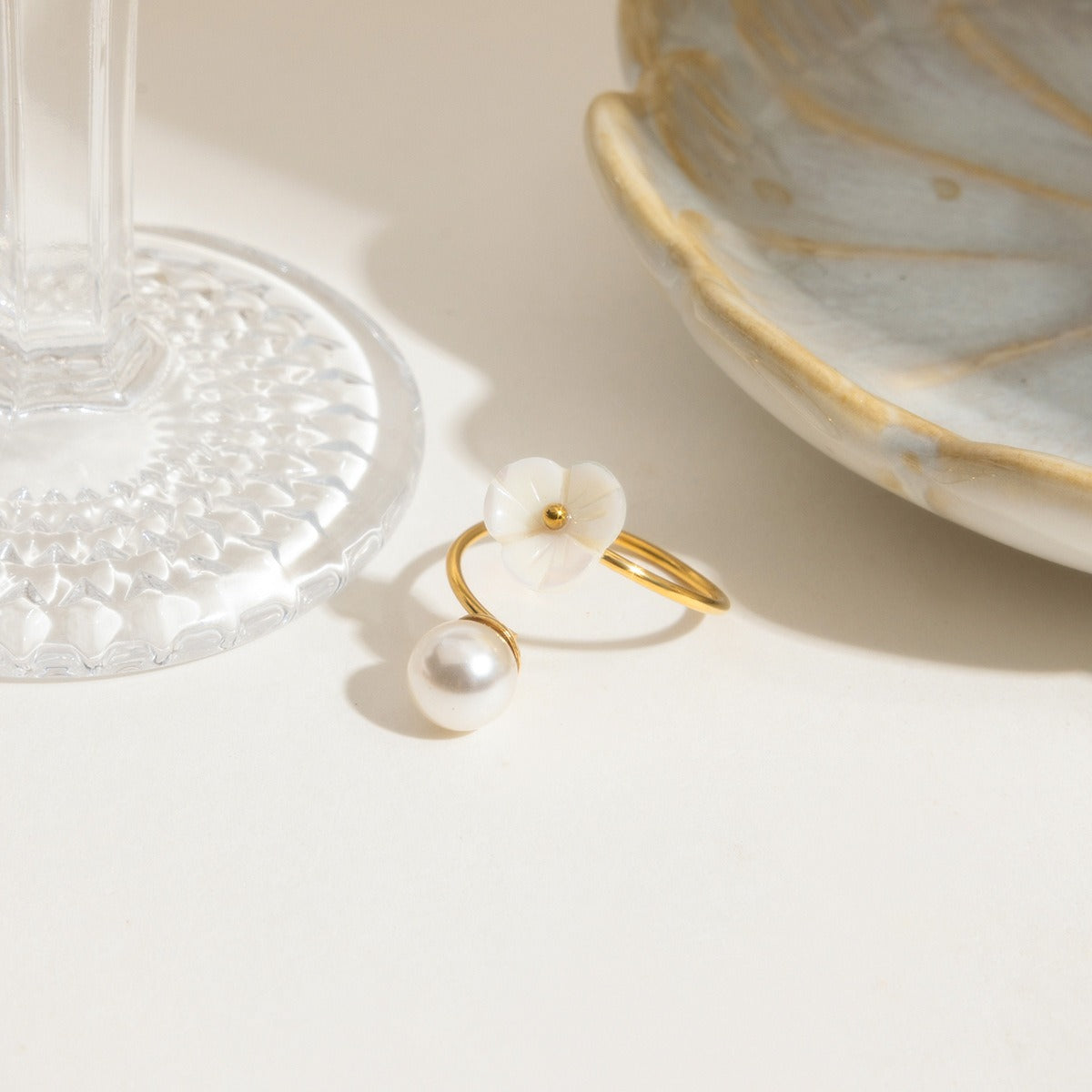 Light Luxury INS Style Pearl Adjustable Ring Simple Floral Non-Fading [206-209]